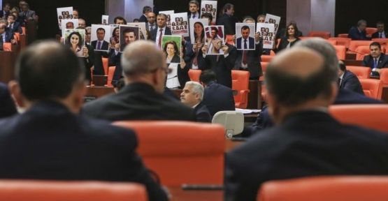 AİHM, Demirtaş ve tutuklu vekiller için Türkiye'den savunma istedi