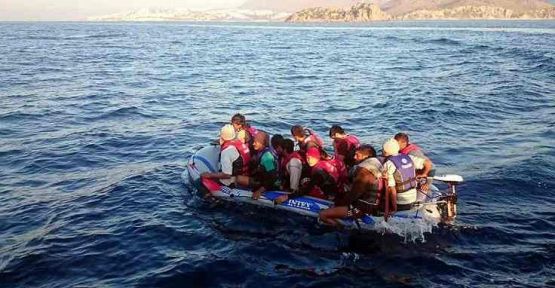 Alabora olan botta 5 mülteci öldü
