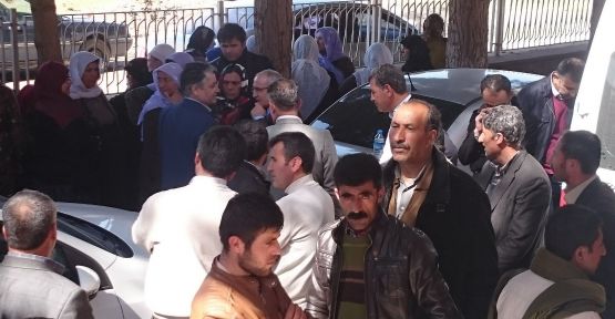 Vanlı Altıntaş ve Akti'nin cenazeleri Suruç'a getirildi