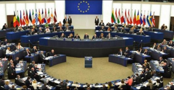 AP, 'Türkiye ile müzakereler askıya alınsın' raporunu onadı