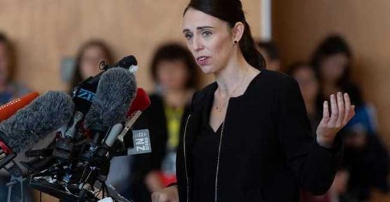 Ardern 2,5 dolarlık 'ejderha rüşveti'ni geri çevirdi