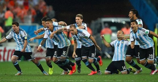 Arjantin, Hollanda'yı Penaltılarda 4-2 Yenerek Finale Çıktı