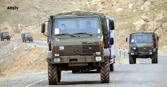 Askeri aracın geçişi sırasında mayın patladı