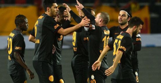 Aslan Ajax dinlemedi: 2-1