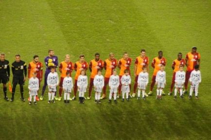 Aslan Parken'den çıkamadı