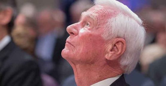 Ay'da yürüyen son insan hayatını kaybetti