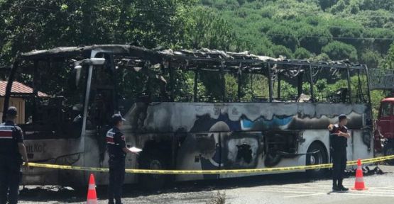 Balıkesir'de yolcu otobüsü yandı: 5 ölü, 15 yaralı