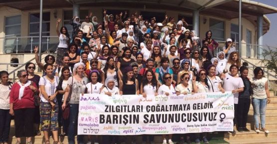 Barış İçin Kadın Girişimi Cizre'deydi: Zılgıtları çoğaltmaya geldik