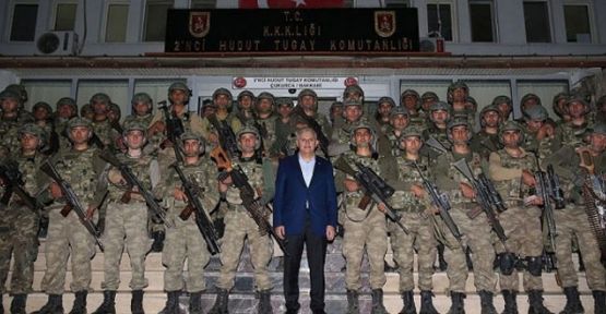 Başbakan'ın ziyaret ettiği tugaya saldırı