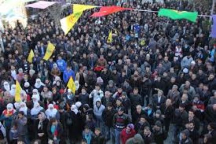 BDP Ağrı'da zaferini kutluyor