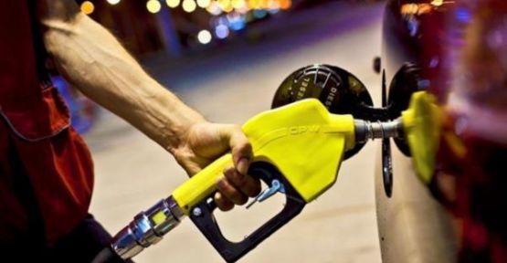 Benzine 27 kuruş zam yapıldı
