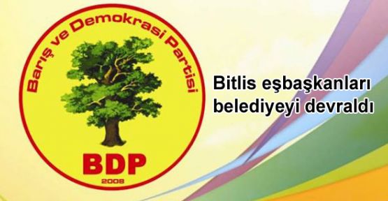 Bitlis eşbaşkanları belediyeyi devraldı