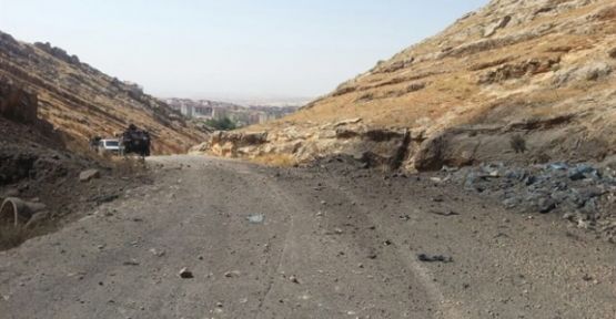Bitlis'te Zırhlı Aracın Geçişi Sırasında Patlama