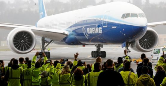 Boeing 777X: Dünyanın en büyük iki motorlu uçağı ilk test uçuşunu tamamladı