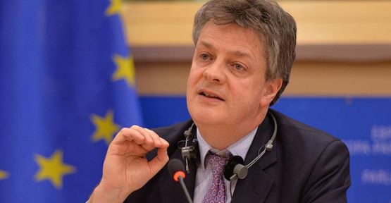Britanya'nın AB'deki en üst düzey yetkilisi istifa etti
