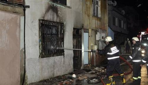 Bursa'da yangın: 2 ölü, 1 yaralı