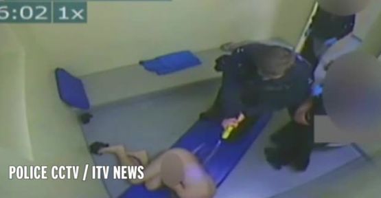 Çıplak tutukluya 50 bin volt verdi!