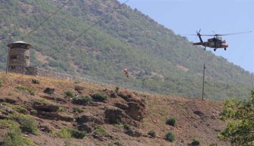 Çukurca'da üs bölgesine havanlı saldırı