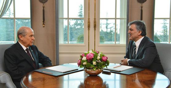 Cumhurbaşkanı Gül Bahçeli ile görüştü