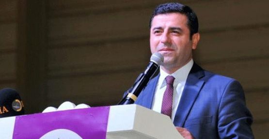 Demirtaş: 'Baraj kapaklarını da duvarlarını da yıka yıka geliyoruz'