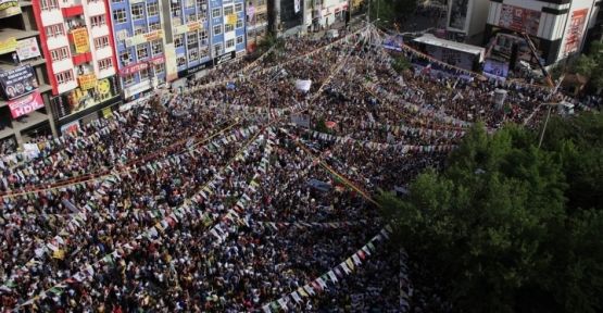 Demirtaş: Bıçak sırtındayız; bir oy çok şey değiştirir