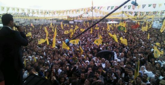 Demirtaş: CHP olmuş Cemaat Halk Partisi!