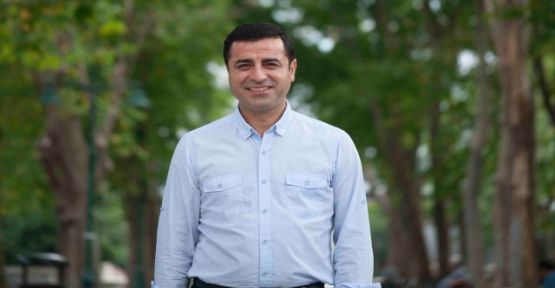 Demirtaş: Davutoğlu'nun 'dinleme' diye bir yeteneği yok