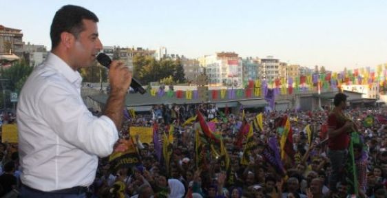 Demirtaş: Erdoğan panik halinde