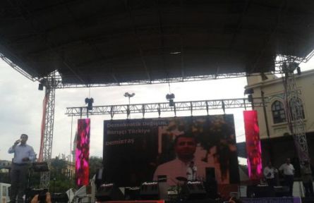 Demirtaş: Halkın tek bir adayı var