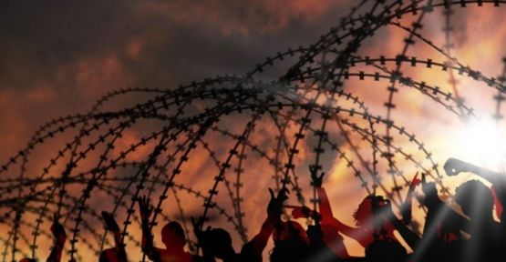 Der Spiegel: AB, Türkiye sınırlarını mültecilere karşı silahlandırdı
