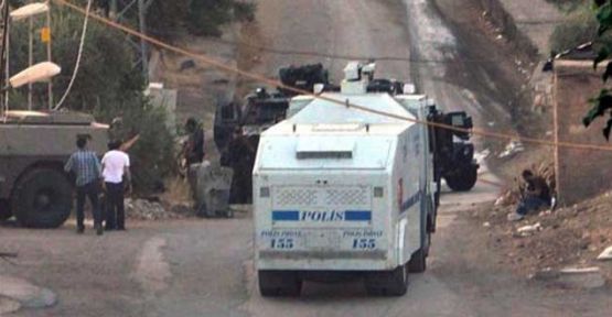 Derik'te zırhlı aracın geçişi sırasında patlama