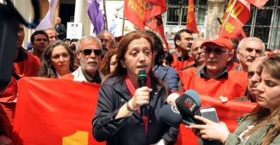 DİSK: Ülkeyi yönetenler 'kriz mriz' yok diyor