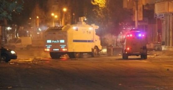 Diyarbakır'da roketli saldırı: 2 polis yaralandı