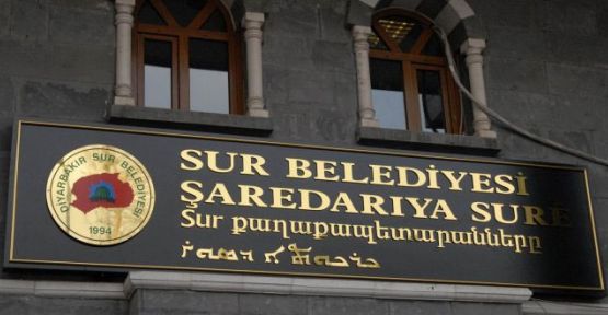 Diyarbakır'ın Sur ve Silvan belediyelerine kayyum atandı