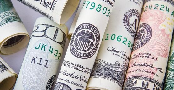 Dolar güne hareketli başladı