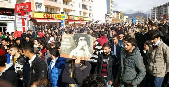 Dêrsimî li hember waneyên mecbûrî yên olî meşiyan