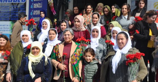 HDP Hakkari Milletvekili Leyla Güven ve Sait Dede Şemdinli'de