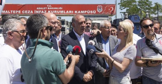 Enis Berberoğlu'na ilk ziyaretçi Tekin