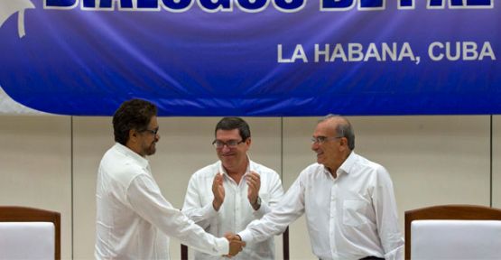 FARC ile Kolombiya hükümeti arasında barış anlaşması imzalandı