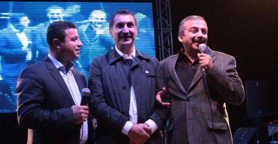 Ferhat Tunç 30. sanat yılını konserle kutladı