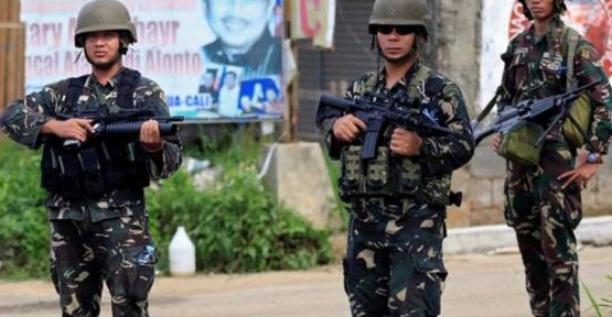 Filipinler'de IŞİD bağlantılı örgütten köy baskını