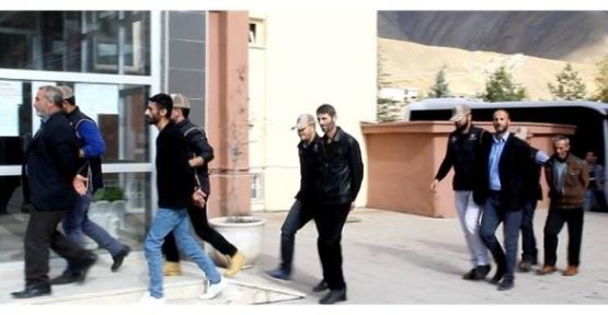 Hakkari'de 4 kişi tutuklandı