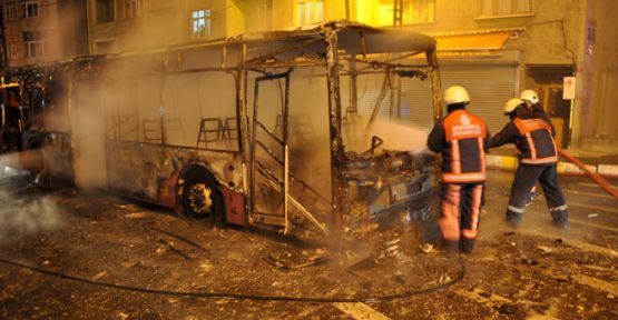 Halk otobüsüne molotoflu saldırı!