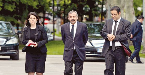 HDP heyeti İmralı'dan döndü