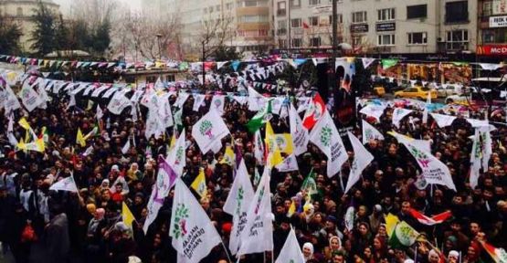 HDP, Şişli Meydanı'nda adaylarını tanıttı