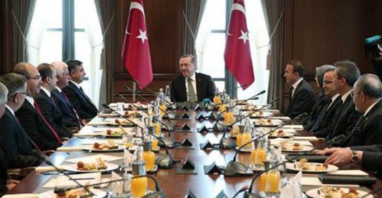 HDP ve CHP'li Başkanlık Divanı üyeleri Cumhurbaşkanını ziyarete katılmadı