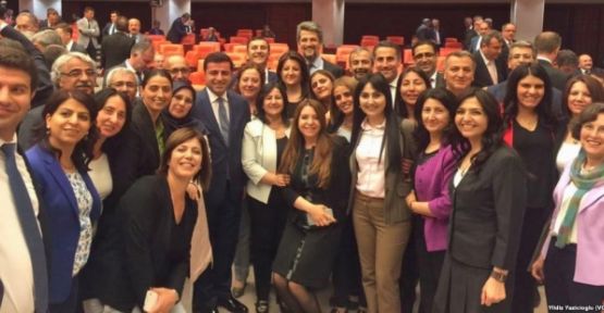 HDP'den CHP'ye “Anayasa Mahkemesi'ne gidelim“ çağrısı