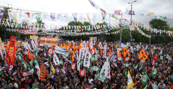 HDP'nin İzmir, Adana ve Diyarbakır mitingleri yasaklandı