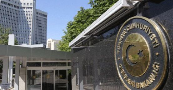 Hollanda'ya iki nota verildi