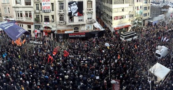 Hrant Dink, ölümünün 11'inci yılında anıldı: Demirtaş ve Şık burada